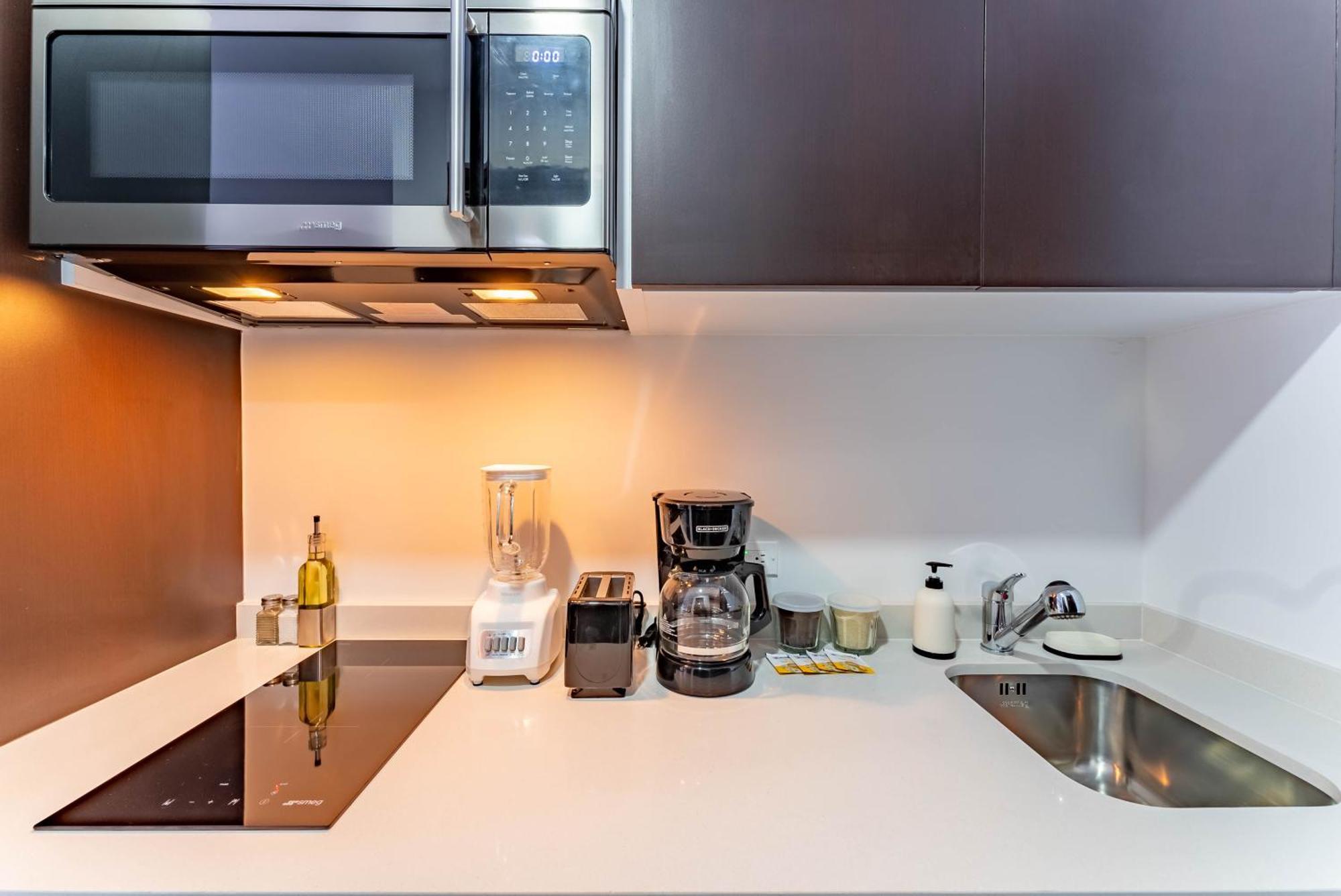 Menesse Apartments ตูลุม ภายนอก รูปภาพ