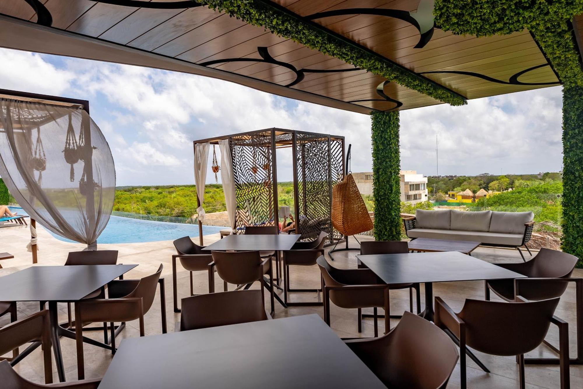 Menesse Apartments ตูลุม ภายนอก รูปภาพ
