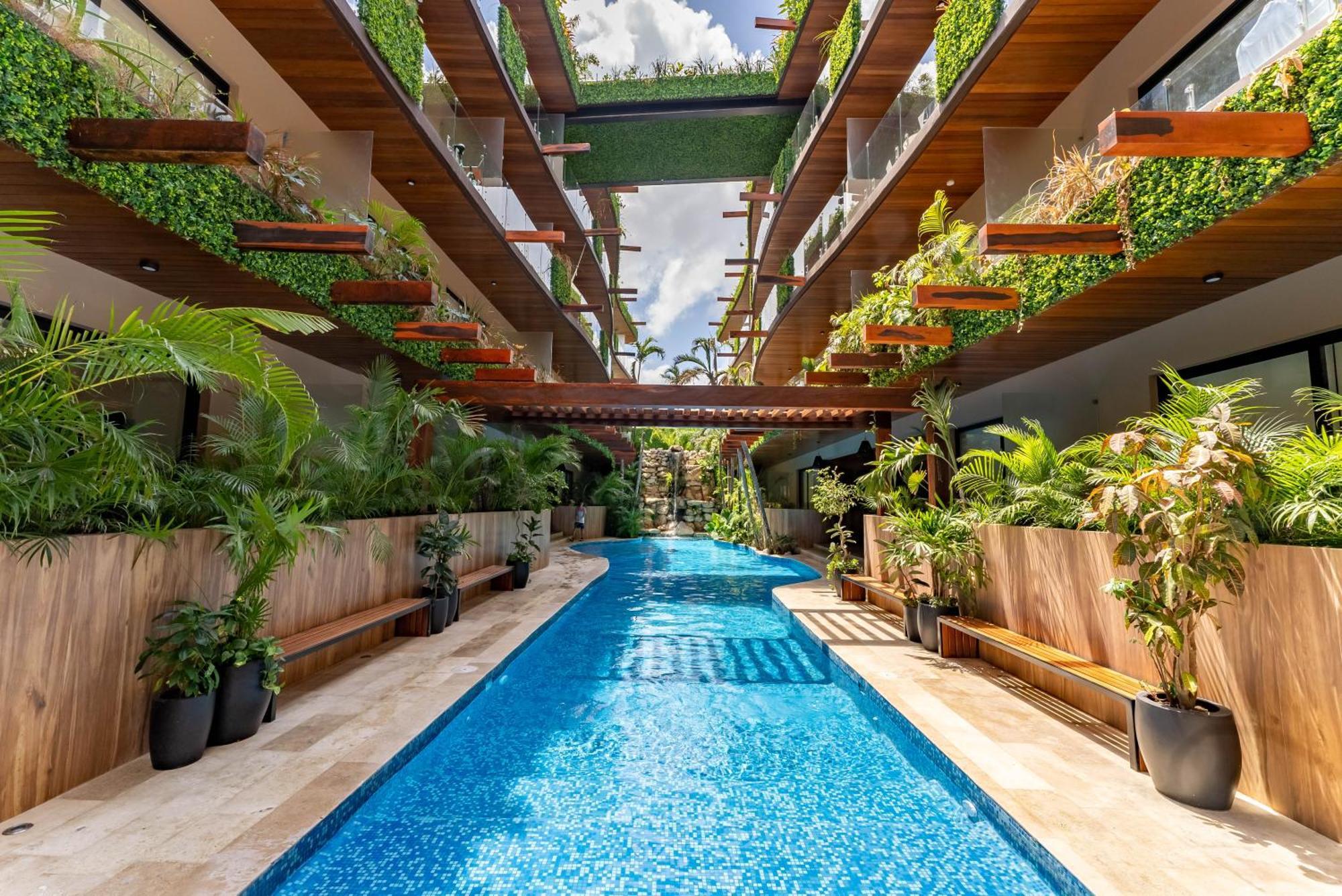 Menesse Apartments ตูลุม ภายนอก รูปภาพ