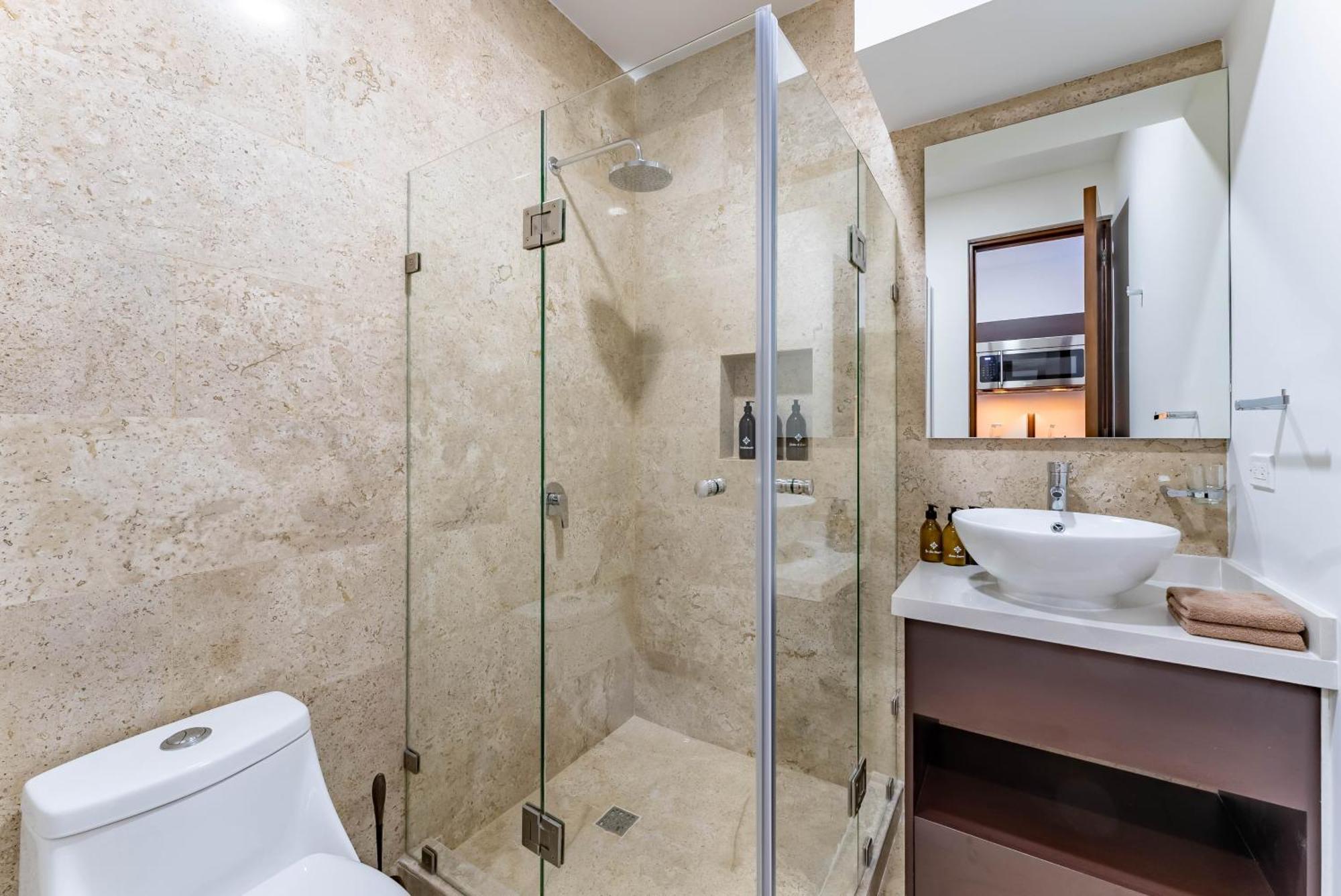 Menesse Apartments ตูลุม ภายนอก รูปภาพ